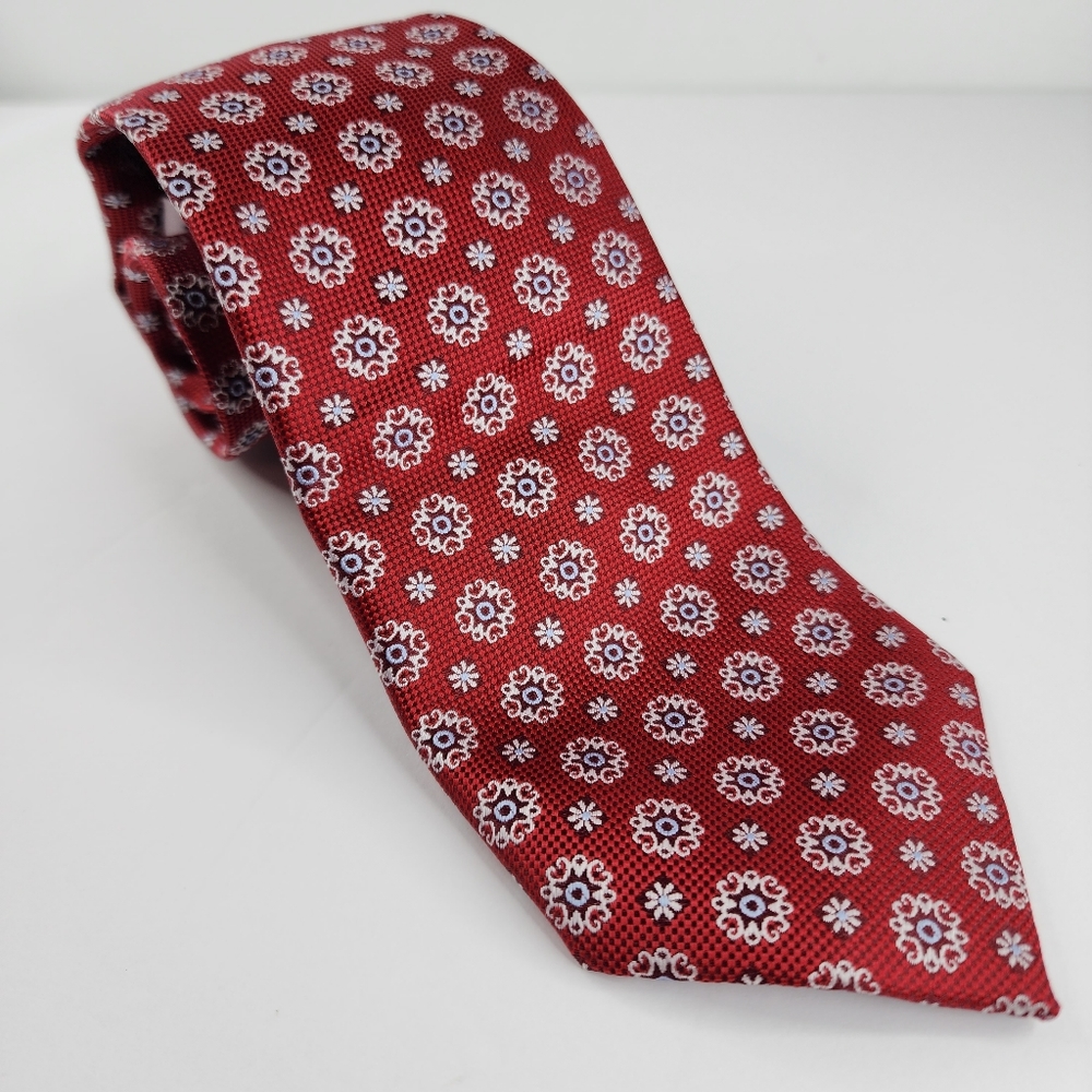 SADDLEBRED Red Tie.